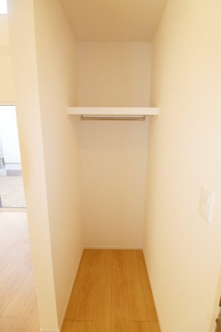 【郡山市芳賀３丁目　　　２号棟　　　芳賀小学校、郡山第４中学区の収納】