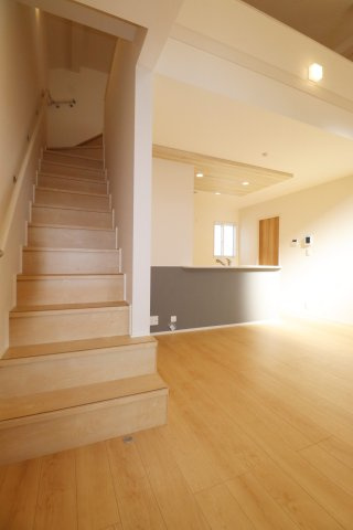 【郡山市芳賀３丁目　　　２号棟　　　芳賀小学校、郡山第４中学区の内装】