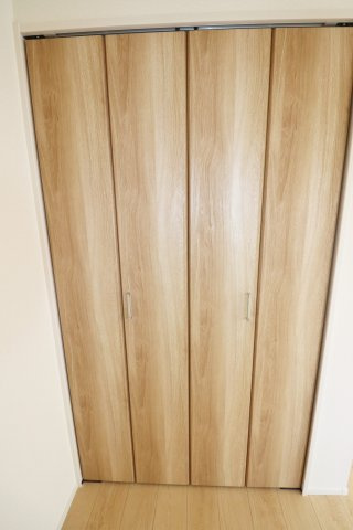 【郡山市芳賀３丁目　　　２号棟　　　芳賀小学校、郡山第４中学区の収納】