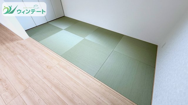 静かで安らげる和室。落ち着いた雰囲気で心身ともに休まります。