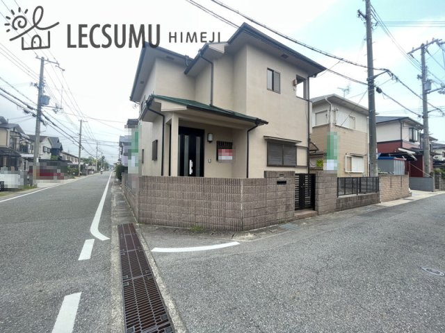 外観：328000565331