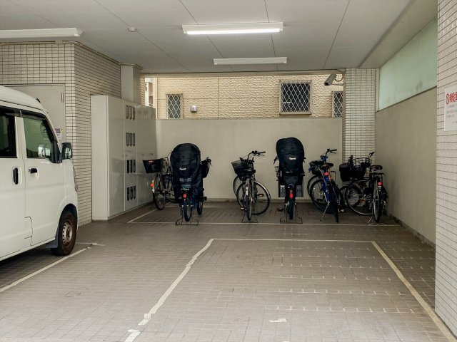 駐輪場