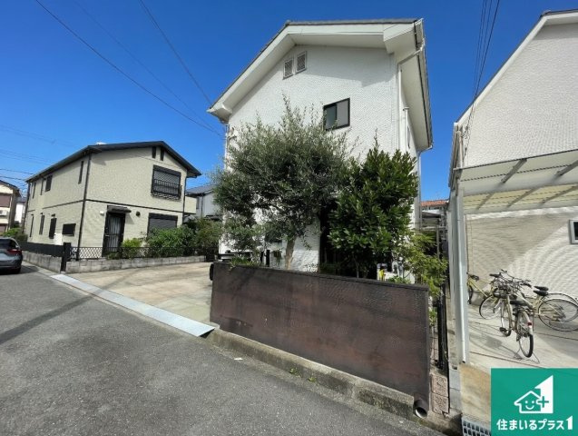 車通りの少ない前面道路！お子様がいらっしゃるご家族でも安心！