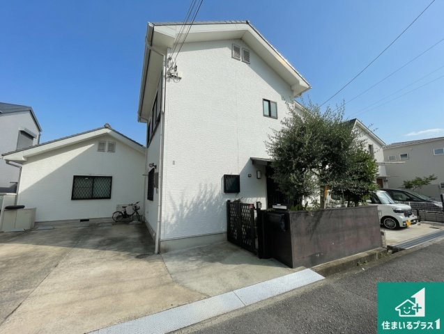 周辺は落ち着いた街並みの住宅地！子育てがしやすい住環境です！気になることがありましたら、お気軽にお問い合わせください！