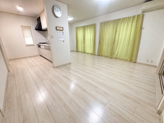 ゆったりとした居間です