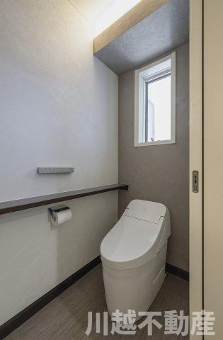 1階トイレも落ち着いた雰囲気