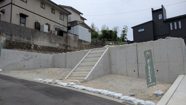 外観：334000223035