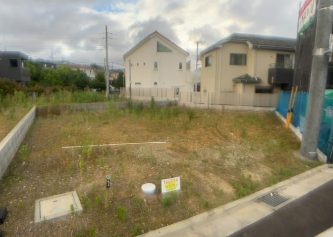 土地探しをしていると都市計画区域という言葉を目にすると思います。法律によって、都道府県知事や国土交通大臣が指定するエリアのことを指しており、都市計画区域は市街化区域と市街化調整区域に分けられています。