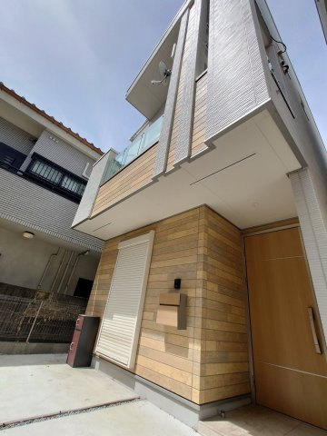 外観：313004699599