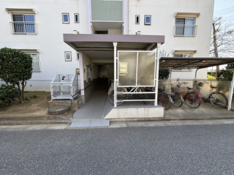 エントランスです