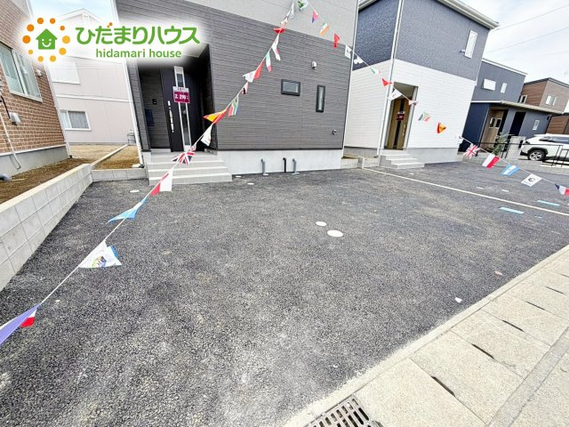 マイホームなら駐車場代がかかりません。しかも、自宅の駐車場で洗車が出来ます！今までコイン洗車に行っていた手間も省けて、節約にも繋がります(^^♪