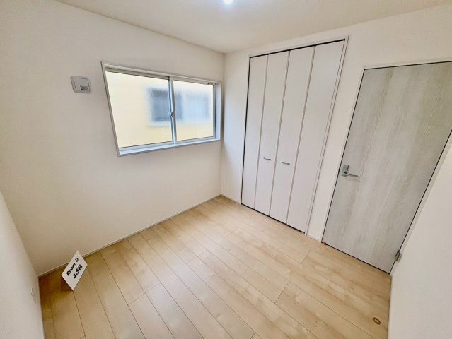 2階洋室　4.5帖