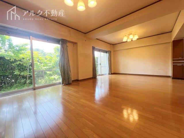リビングダイニング