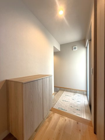【中古戸建 新潟市秋葉区横川浜の玄関】