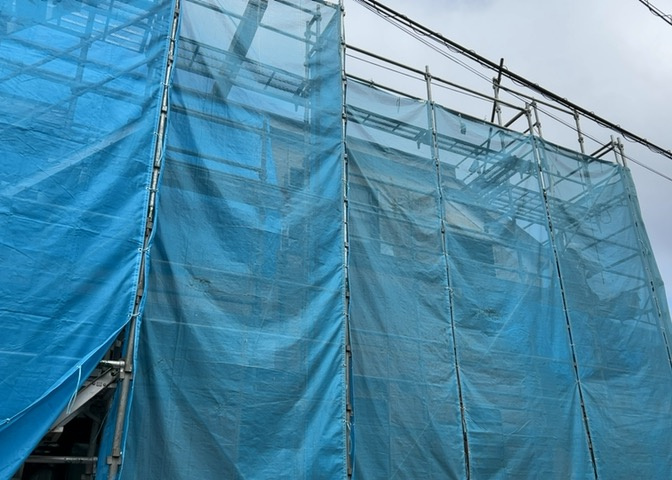 内装はとにかくおしゃれなものがいい！と選ぶ前に、まず住んだ後のことを想像してみましょう。住んでみたらコンセントの位置が悪くて使いにくいなど出てきます。事前にどの家電をどこに置くか想定しておきましょう。