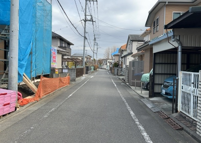 桜や紅葉の名所に出かける人は多いと思いますが、家にいながら季節の移ろいを感じる生活を送りませんか？リビングや窓から見える景色が生活を彩るワンポイントに！現地から見える景色を堪能してみては如何でしょう。
