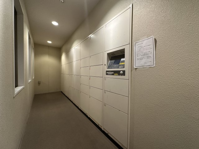 不在時にもあると大変便利な宅配ボックスを完備。