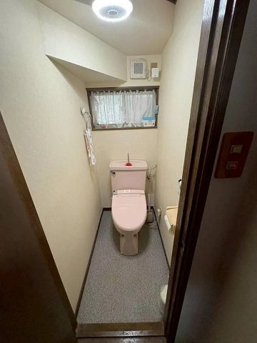 落ち着いたトイレです