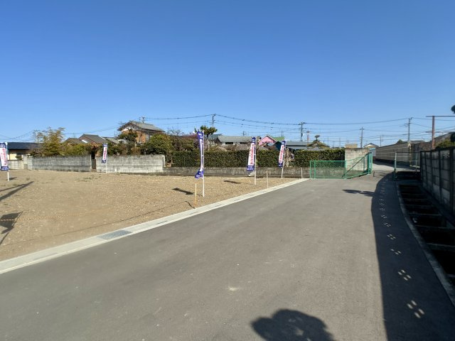全2区画　自由設計で夢のマイホームはいかがでしょうか！建築条件なし・お好きなハウスメーカーで建築可能です！当社無料の間取り作成も承ります！お気軽にお問い合わせください！