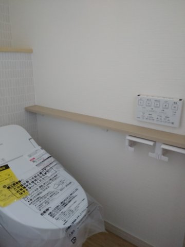 1F：タンクレストイレ