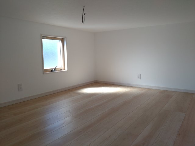 屋根裏収納