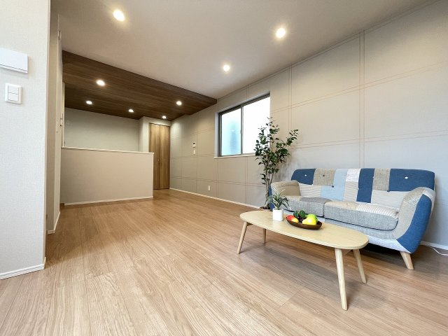広々したLDKは、家族みんなでゆったり過ごせる空間。