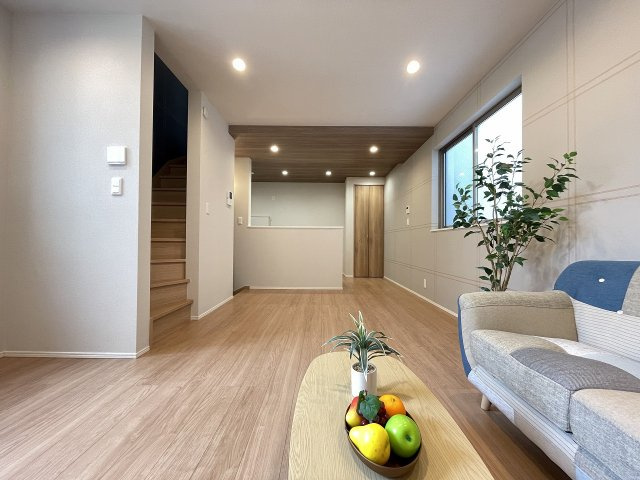 広々したLDKは、家族みんなでゆったり過ごせる空間。
