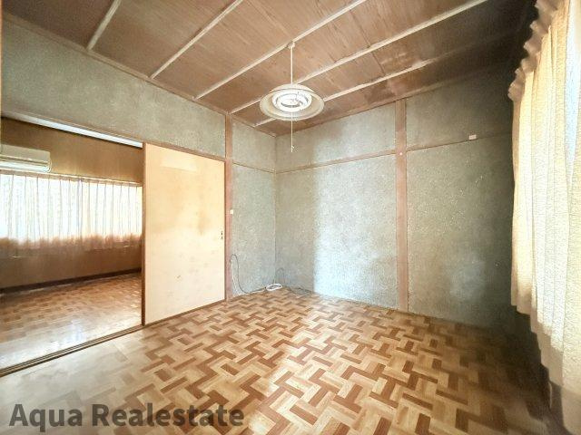 2階東側洋室