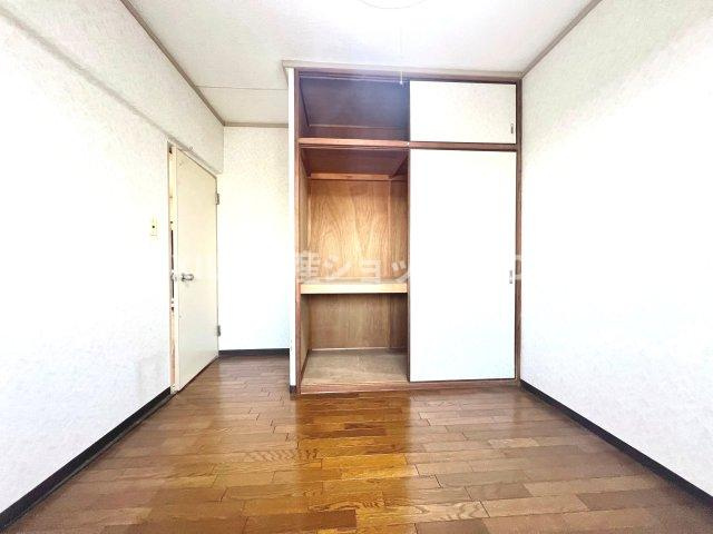 しっかりとした大きさの収納を完備し、住空間すっきり片付きます！