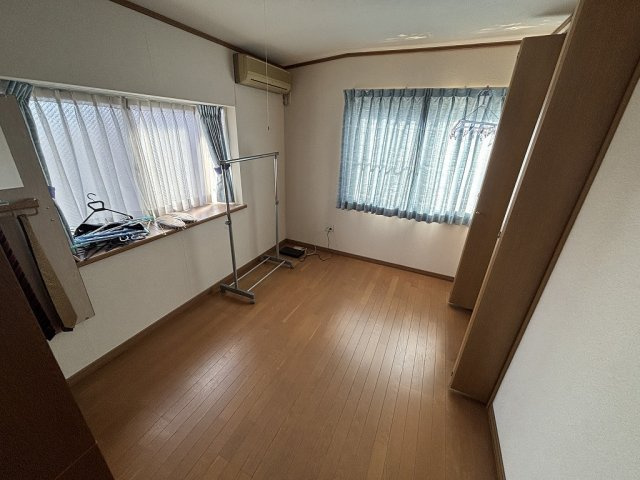 綺麗にお使いになられている洋室です！