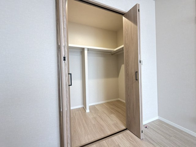 【新設】ウォークインクローゼットで収納が豊富です。