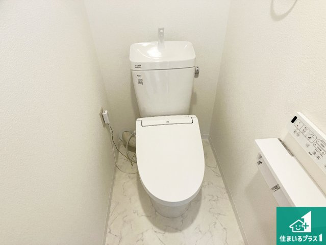 明るく清潔感のあるトイレ！