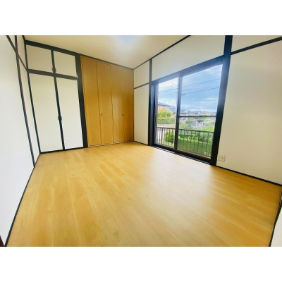 全居室6帖以上で広々♪