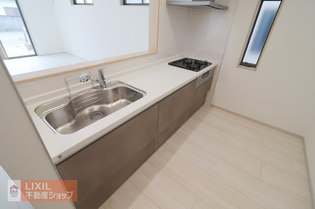 【その他設備】現地完成写真。使いやすい広めのシンク♪