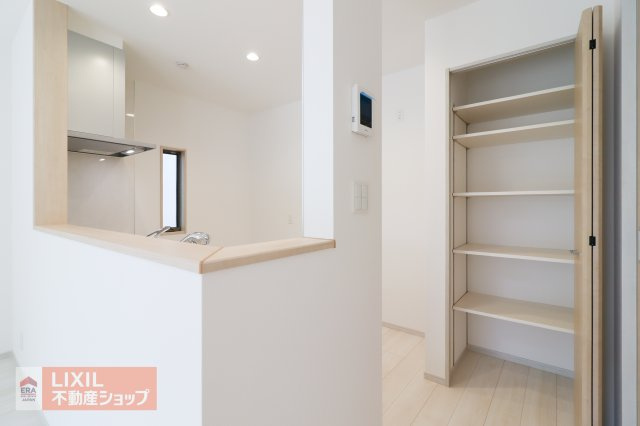 【収納】現地完成写真。しっかり収納がついております！