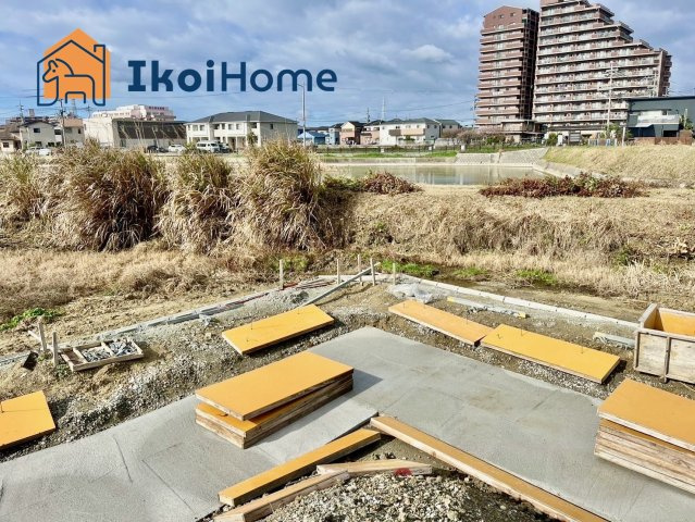 ●年中無休：見学時間9:00～20:00・当日予約可●周辺には大きな建物もなく日当たり良好で、車の通行量も少なく閑静な住宅街です。