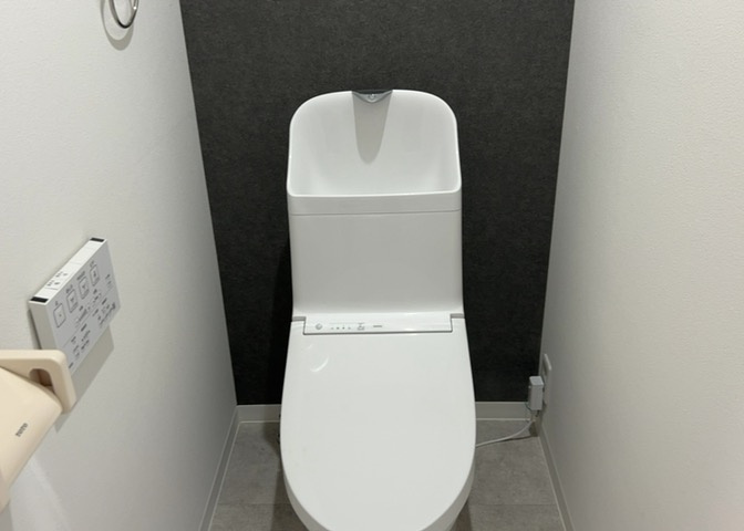 トイレは大きさや形、機能、抗菌性などが異なる多種多彩なタイプが各メーカーから出ています。それぞれに良さがあるため、事前にどういったタイプのトイレがいいのかをご家庭内で決めて、内見に行くといいでしょう。