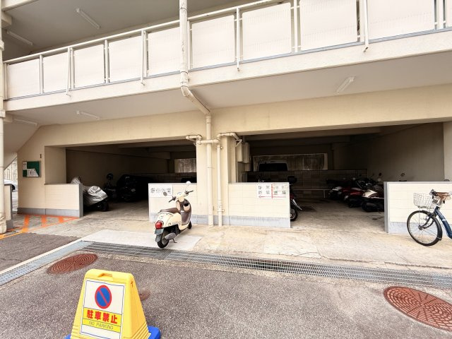 バイク置き場
