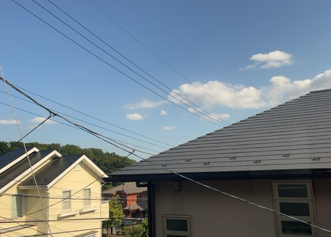 開放感あふれる周辺ロケーションで、近隣の緑豊かな景色を日常的に楽しむことができます。第一種低層住居専用地域の閑静な住宅街に位置しているため、騒音も少なく落ち着いた住環境が大きな魅力となっております。