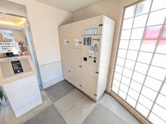 ～不在時の荷物受け取りに大変便利な宅配BOX～