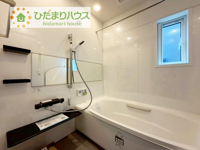 大人が足を伸ばしても十分な広さ！一人でゆっくりくつろぐ時間も大切です！