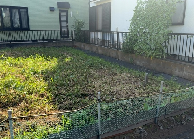 物件の詳細については、現地を見てわかること以外に、役所や法務局などで調べないとわからないことがあります。そのため、現地に行く場合は、もしこの物件を買ったらどのような生活ができるかをイメージしましょう。