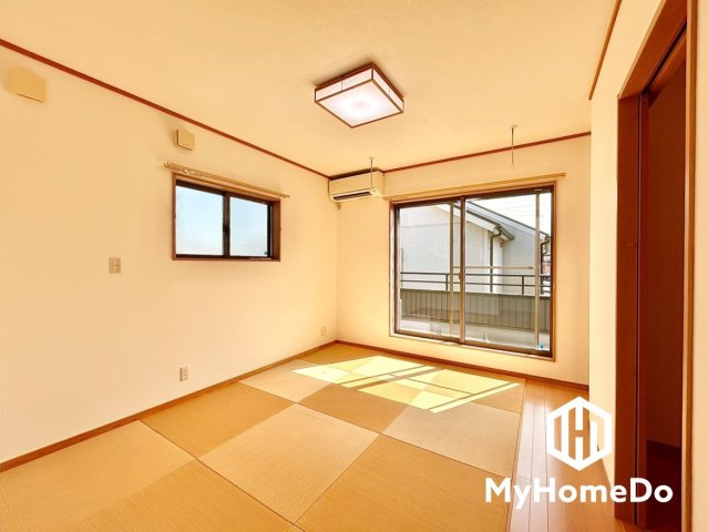 客間やリラックスタイムに、心安らぐ和の空間をどうぞ。