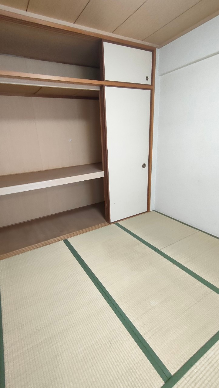 押入れ付き