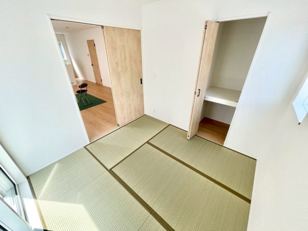 【 安佐北区あさひが丘7丁目　新築分譲 の和室】