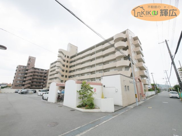 【日の出ハイツ　7階の外観】