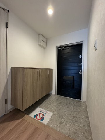 【同社施工例】※類似同仕様です。開口部のデザインや位置等のデザインが異なります。