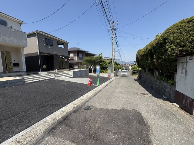 現地写真。前面道路です。