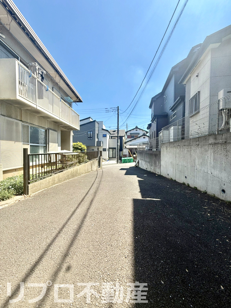 共有私道部分の幅員が4.5mになります！　Ｌ字の部分が共同私道になり、Ｂ棟と共有です！