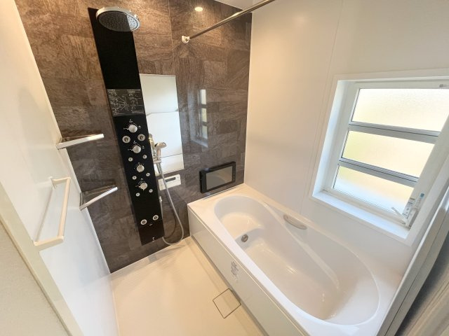 高級感×実用性を兼ね備えた浴室です！日々の疲れを癒しましょう♪